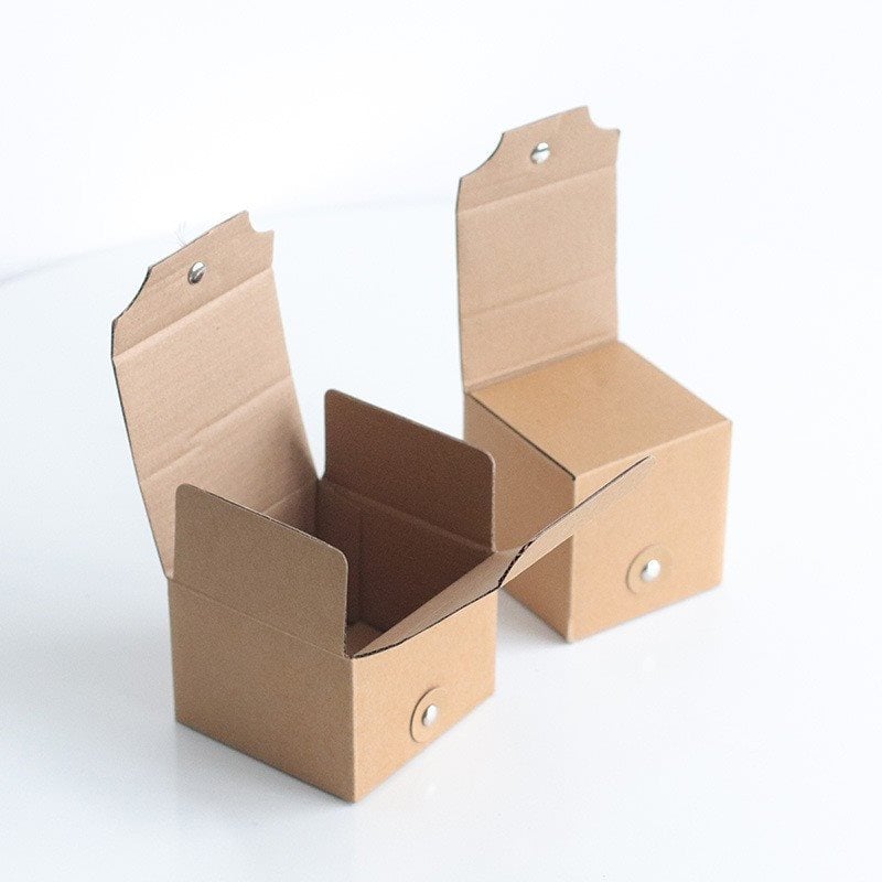 Picture of Square Brown Candle Gift Boxes with Button Rope - Brown Cardboard 120×120×250